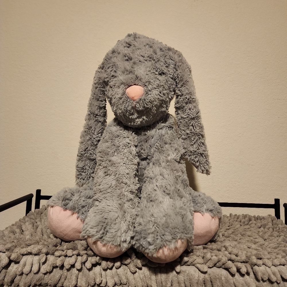 Goffa - Gray and Pink Plush Bunny Toy